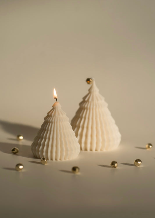 Noëlle | Origami Christmas Tree Candle Large | Soy Aromatherapy Candle for Home Decor, Bath, and Special Occasions