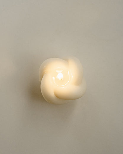 Nodo | Knot Shaped Soy Aromatherapy Candle for Home Decor, Bath, and Special Occasions