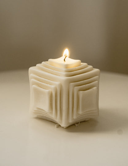 Tetrágono | Geometric Cube Soy Aromatherapy Candle for Home Decor, Bath, and Special Occasions