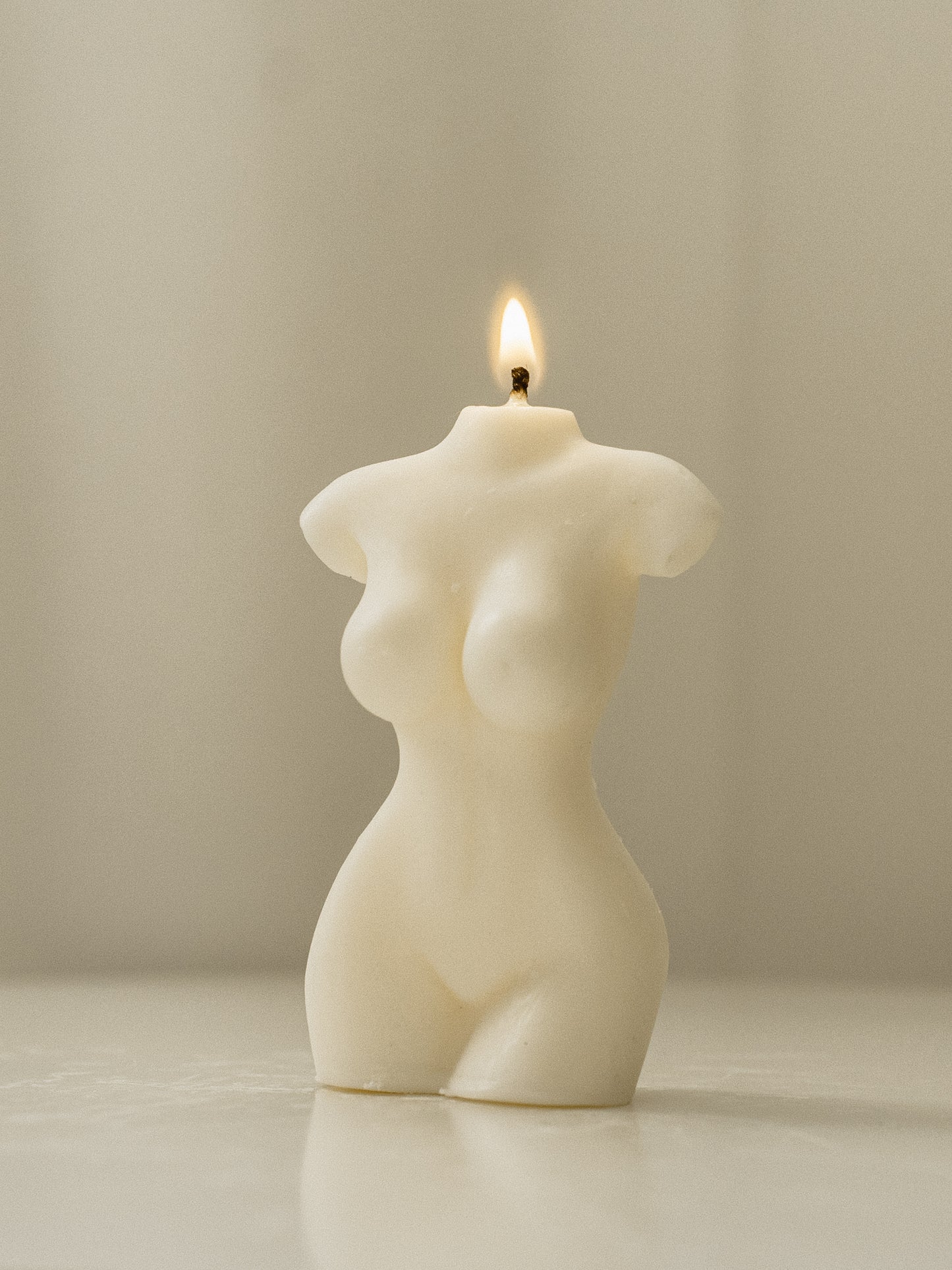 Europa | Curvy Female Body Torso Soy Aromatherapy Candle for Home Decor, Bath, and Special Occasions